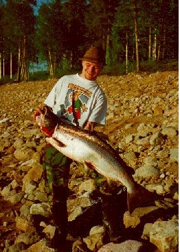 Jari ja 17 kg Kojamo.